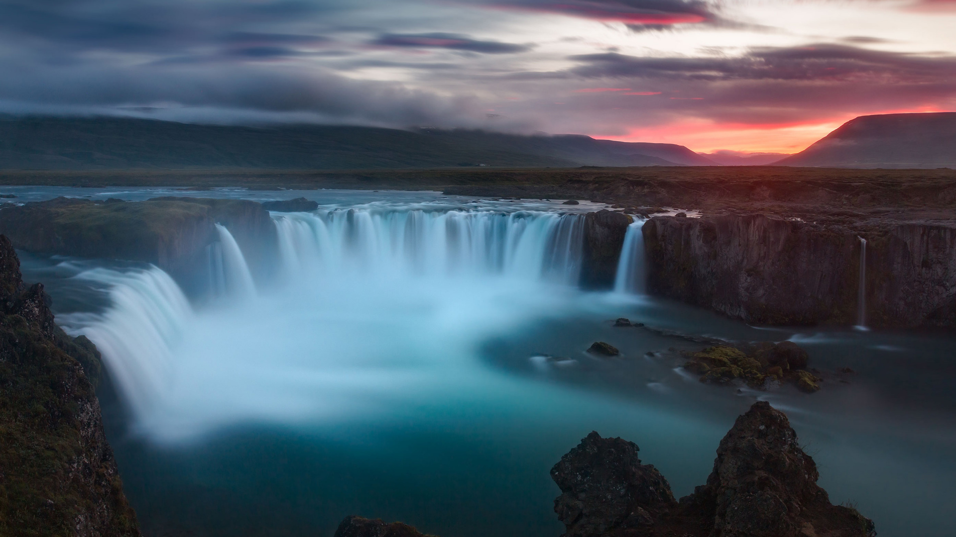 Time Lapse Photography of Waterfalls. Wallpaper in 1920x1080 Resolution