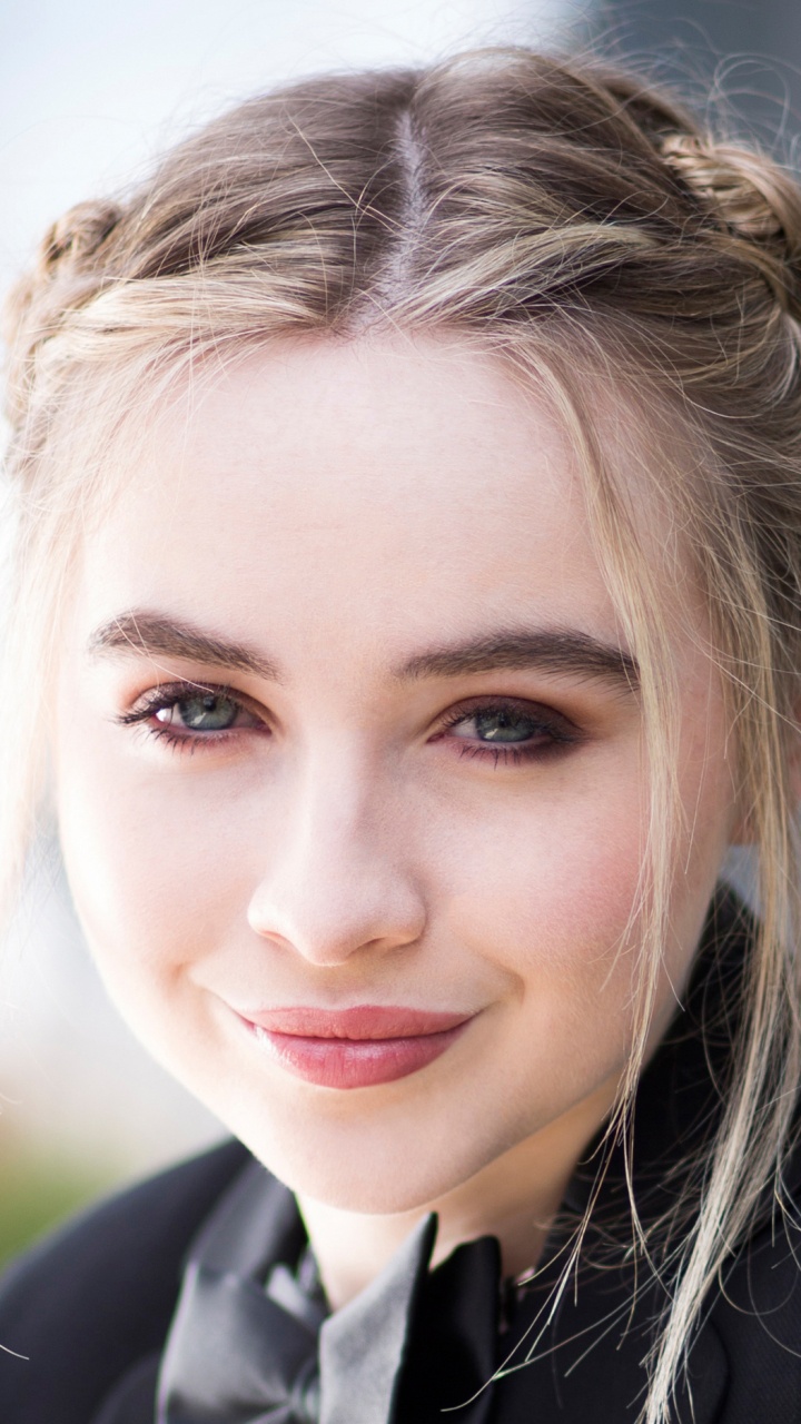 Sabrina Zimmermann, Mädchen Trifft Welt, Haar, Gesicht, Augenbraue. Wallpaper in 720x1280 Resolution