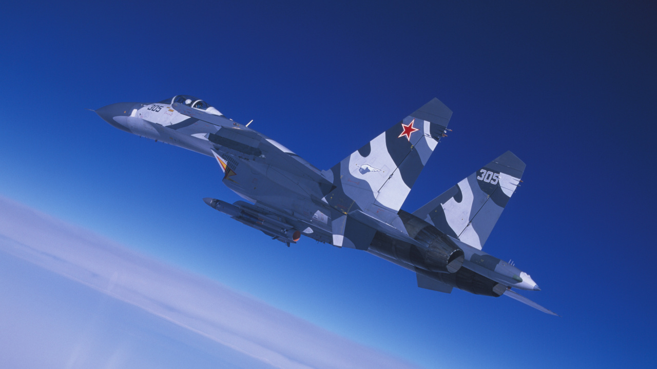 Gray Fighter Jet in Mid Air During Daytime. Wallpaper in 1280x720 Resolution