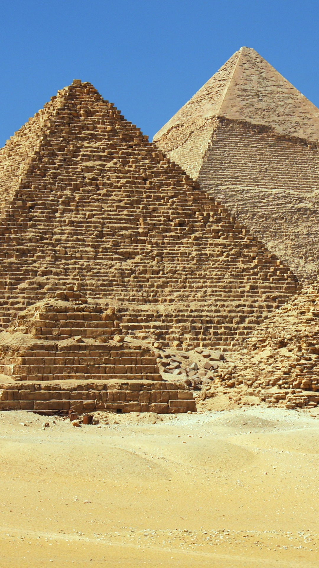 People Walking on Sand Near Pyramid During Daytime. Wallpaper in 1080x1920 Resolution