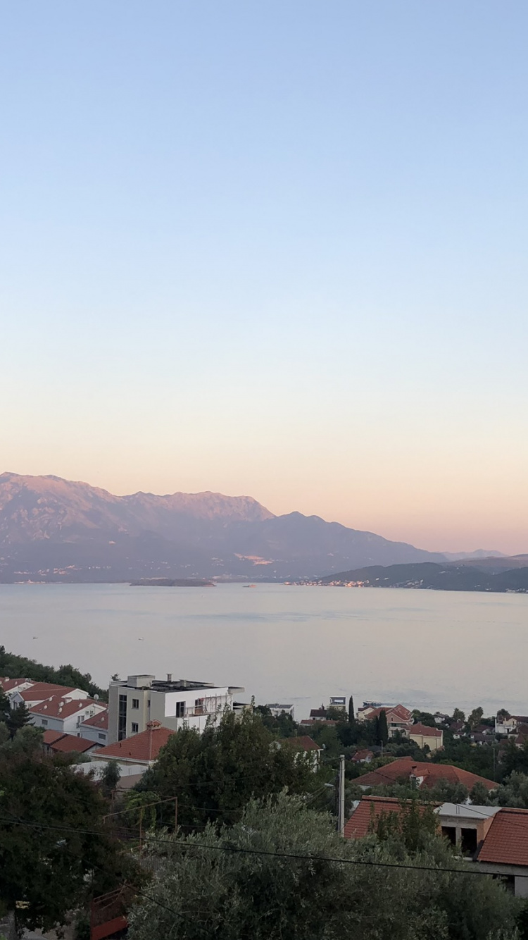 Water, Mountainous Landforms, Highland, Neighbourhood, Hill. Wallpaper in 750x1334 Resolution