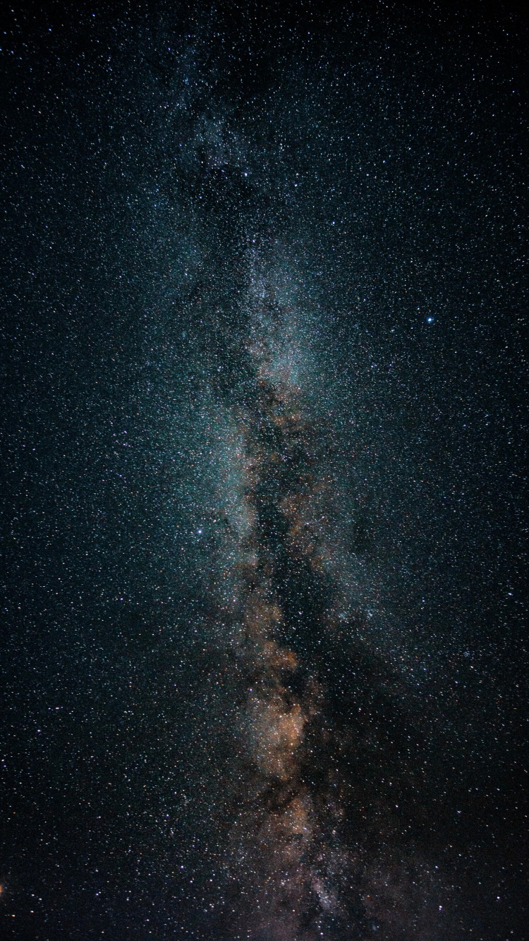 Starry Night Sky During Night Time. Wallpaper in 750x1334 Resolution