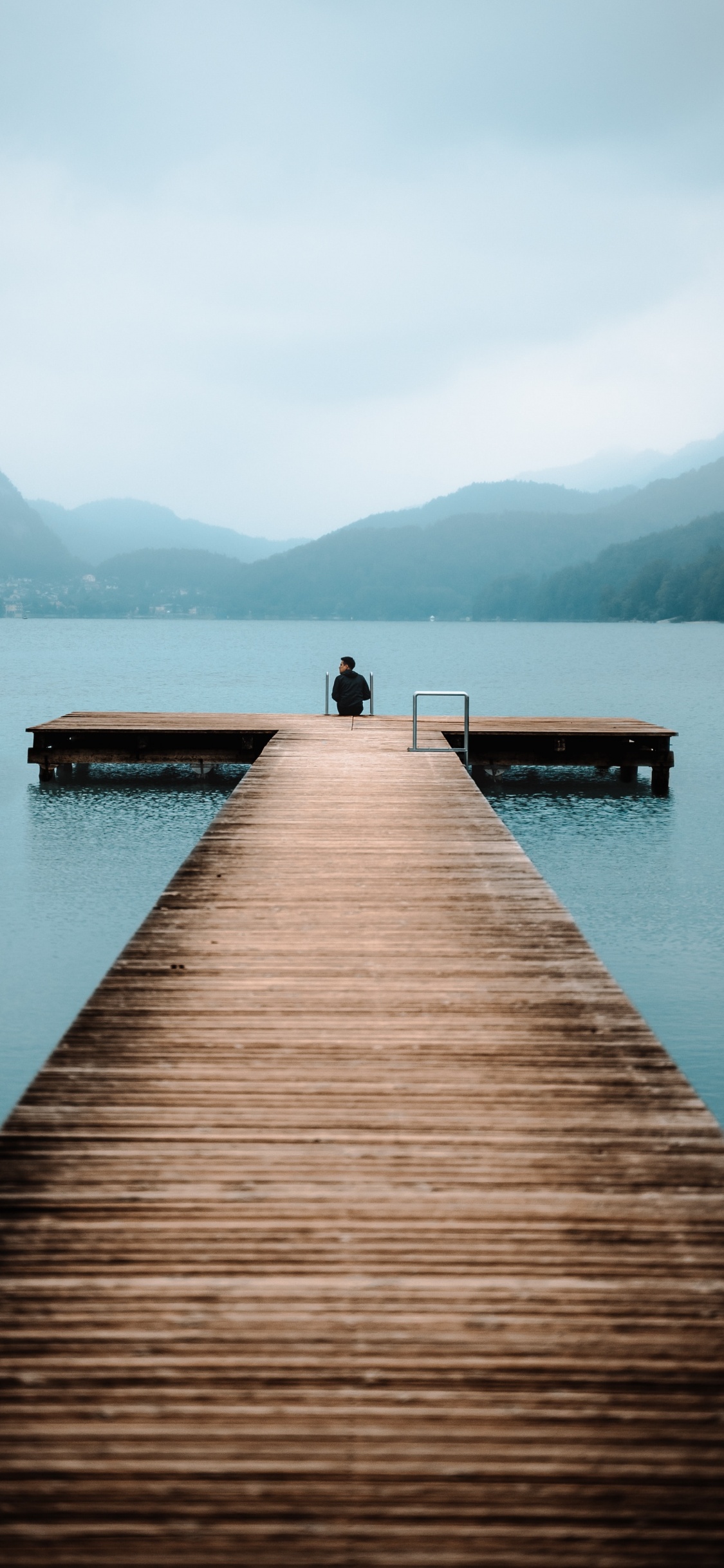 Water, Body of Water, Pier, Lake, Dock. Wallpaper in 1125x2436 Resolution