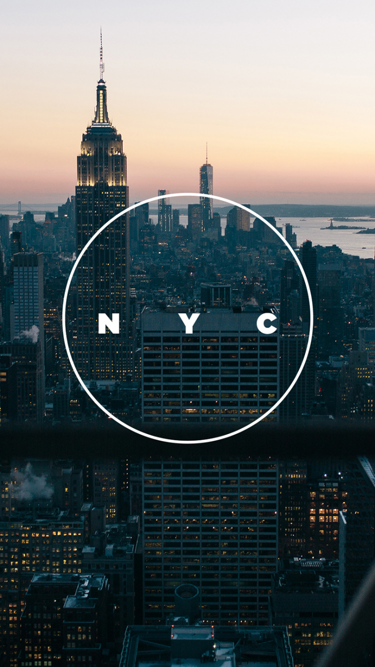 Skyline Der Stadt Bei Nacht Night. Wallpaper in 750x1334 Resolution