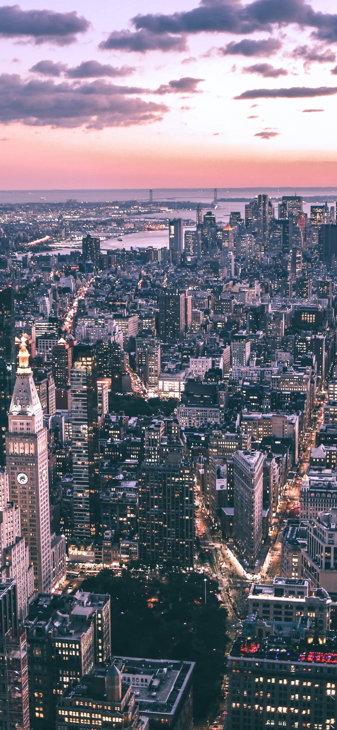 la Ciudad de Nueva York, Nueva York, Bitcoin, Edificio, Ambiente. Wallpaper in 1125x2436 Resolution