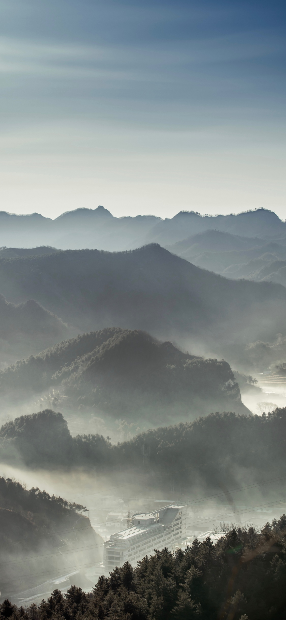 Bergkette, Alpen, Hochland, Bergigen Landschaftsformen, Cloud. Wallpaper in 1125x2436 Resolution