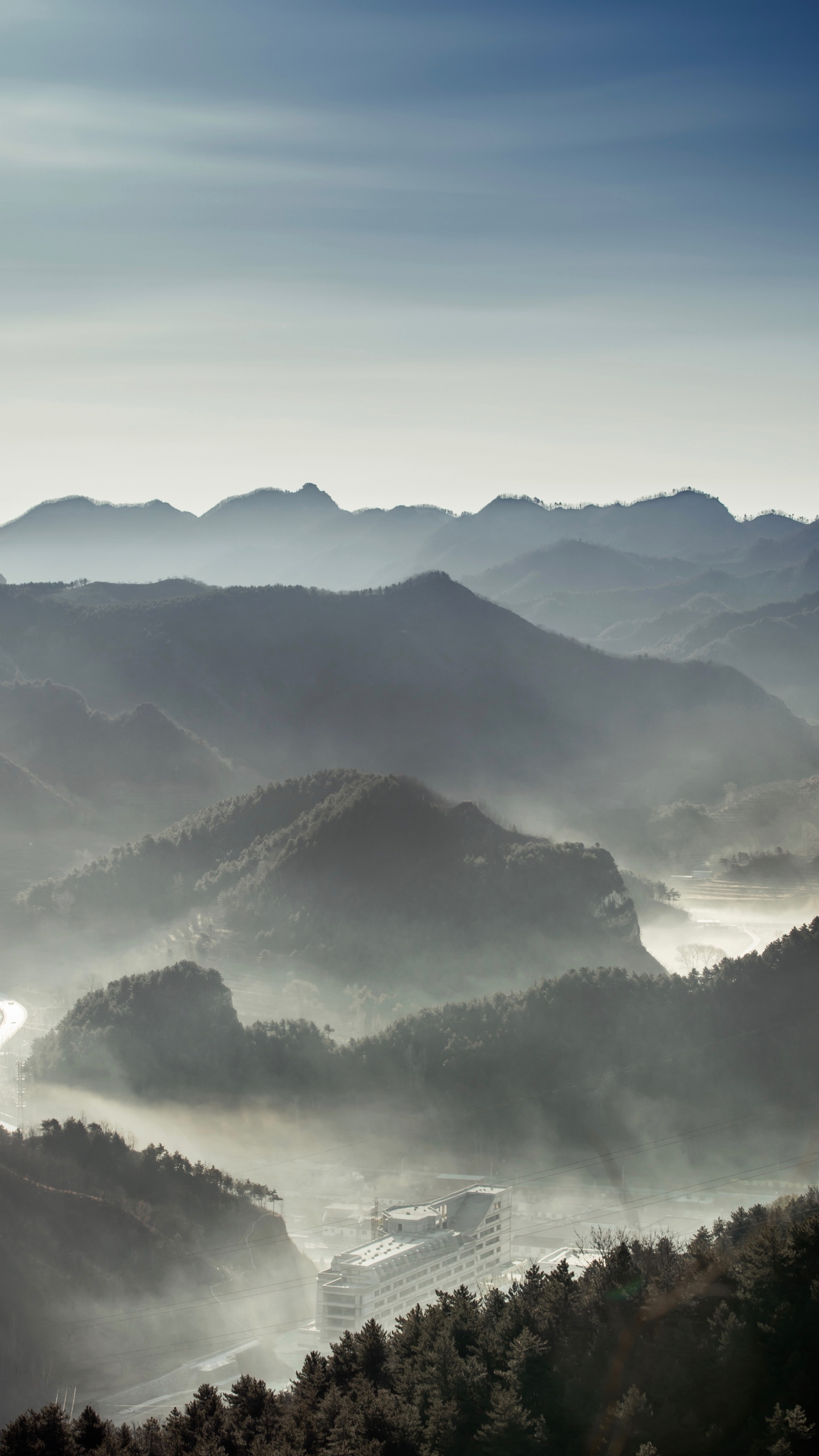 Mountain Range, Mountain, Alps, Highland, Mountainous Landforms. Wallpaper in 1440x2560 Resolution