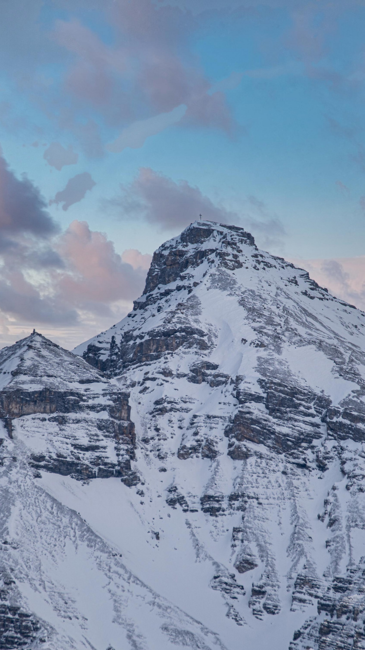 Mountain, Mountain Range, Alps, Summit, Mountainous Landforms. Wallpaper in 750x1334 Resolution