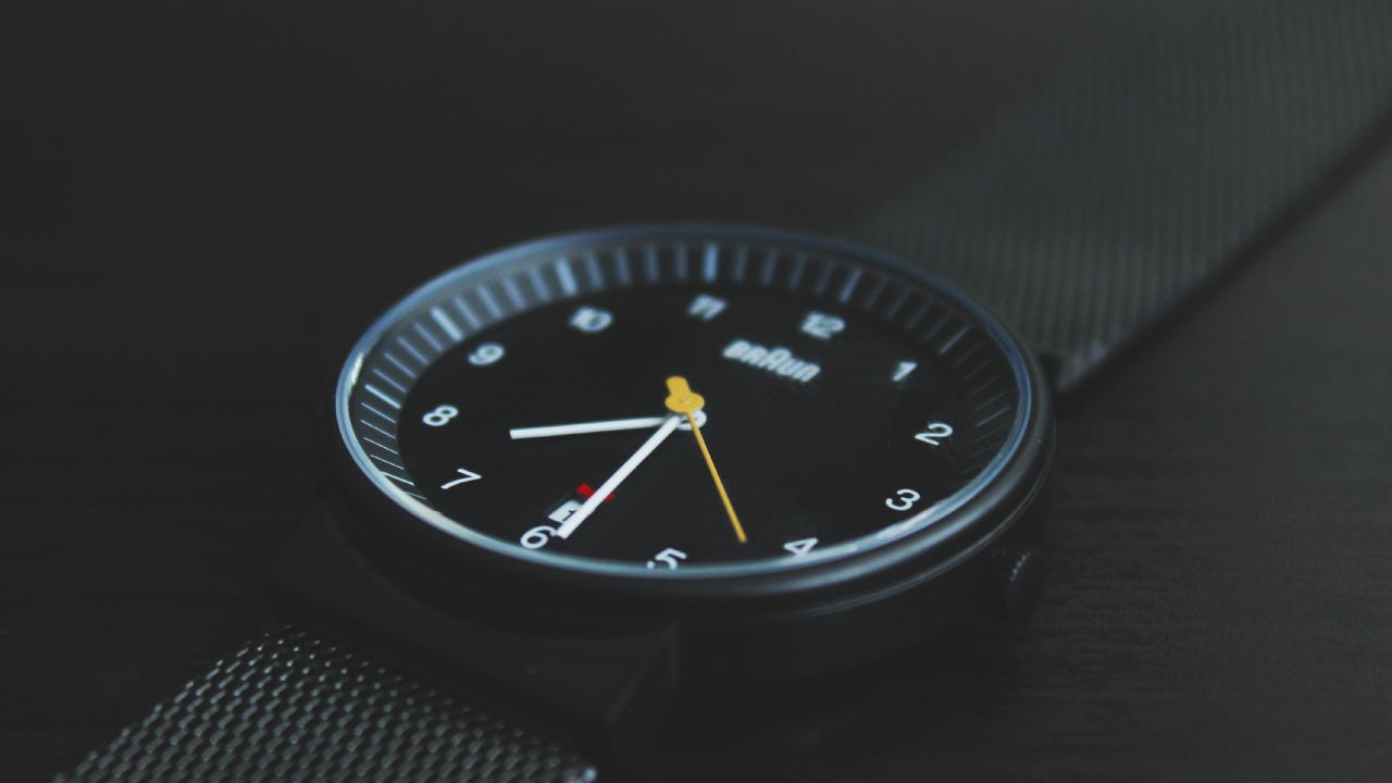 Black Analog Watch at 10 00. Wallpaper in 1280x720 Resolution