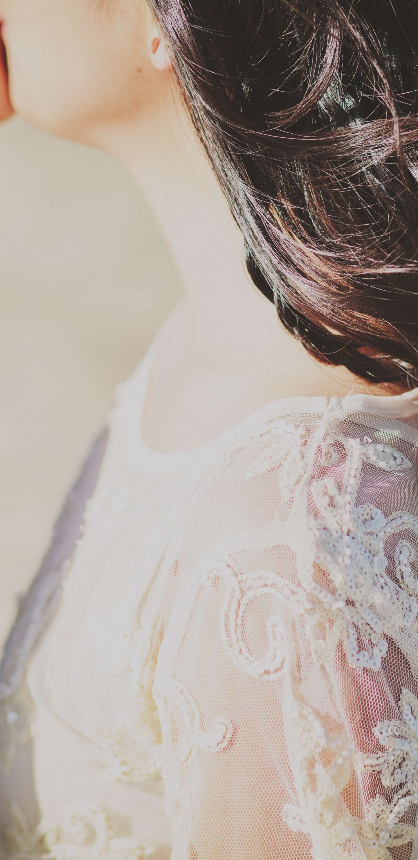 Les Cheveux Longs, Souffrance, Les Cheveux Bruns, Autre Significatif, Arrière. Wallpaper in 1440x2960 Resolution