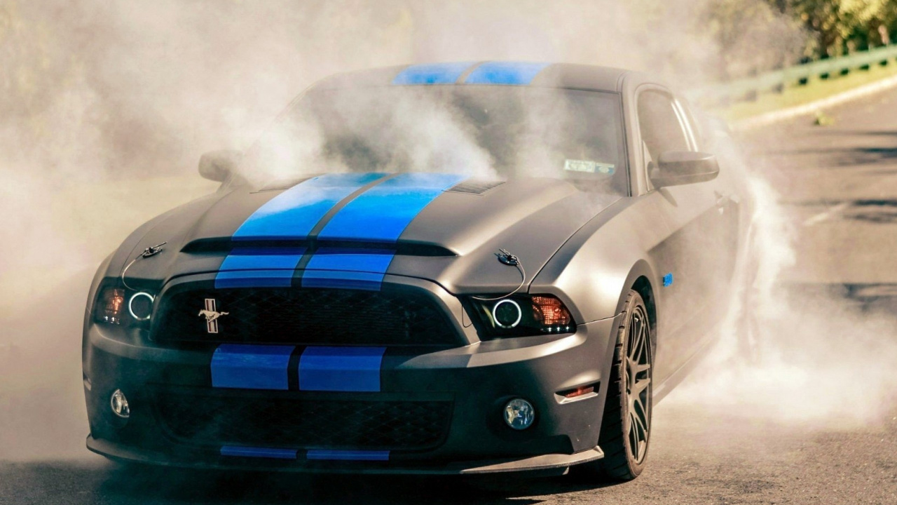 Blue and White Chevrolet Camaro. Wallpaper in 1280x720 Resolution