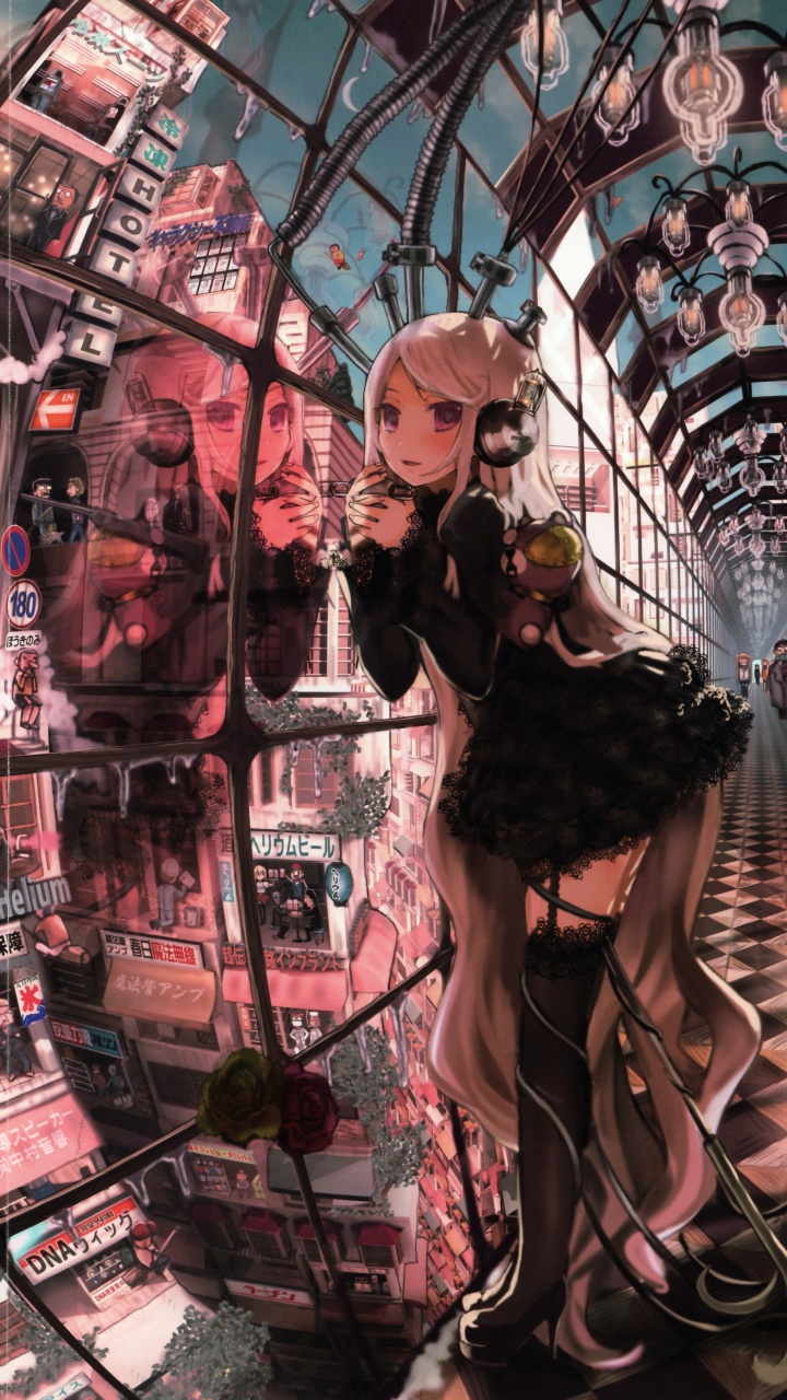 Femme en Robe Noire Debout Devant le Magasin. Wallpaper in 720x1280 Resolution