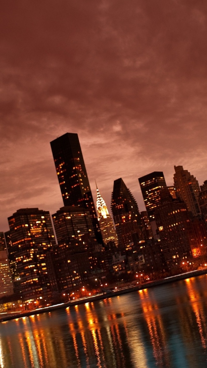 Skyline Der Stadt Bei Nacht Night. Wallpaper in 720x1280 Resolution