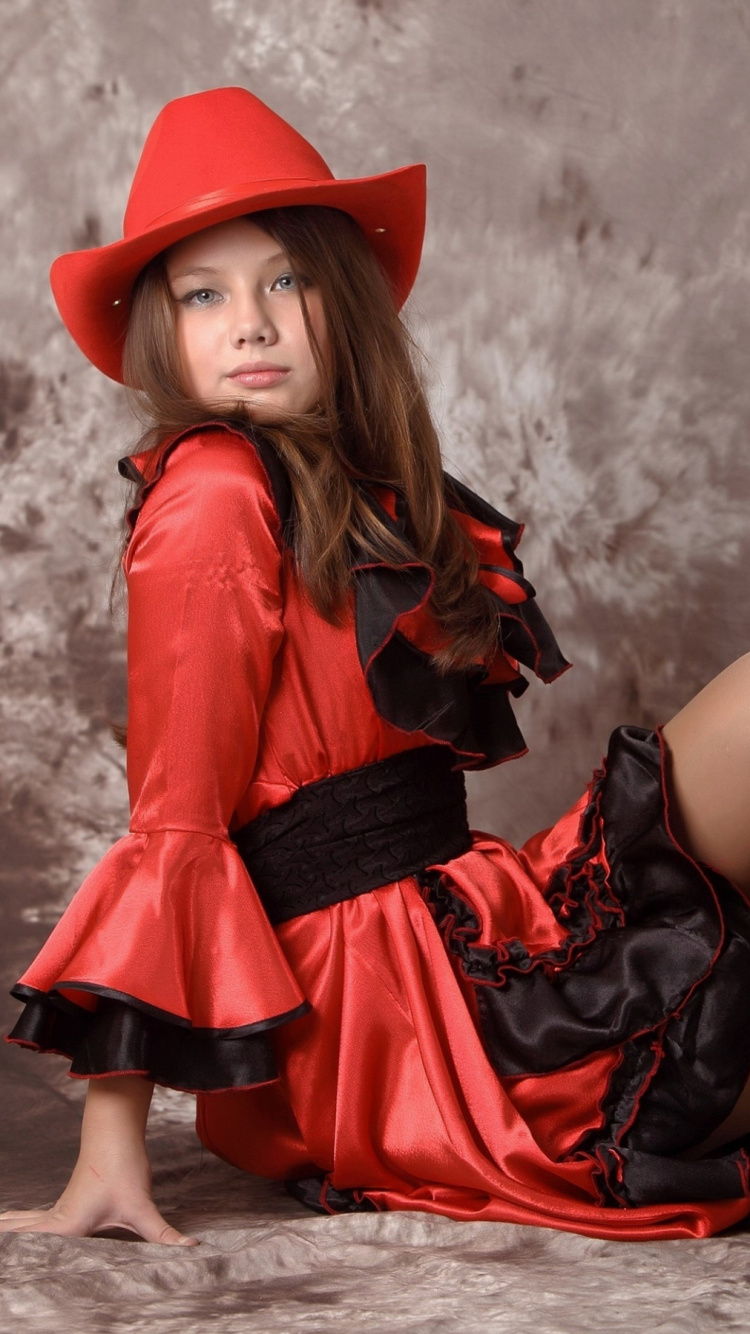 Beauté, Vêtement, Red, Chaussure, Costume. Wallpaper in 750x1334 Resolution