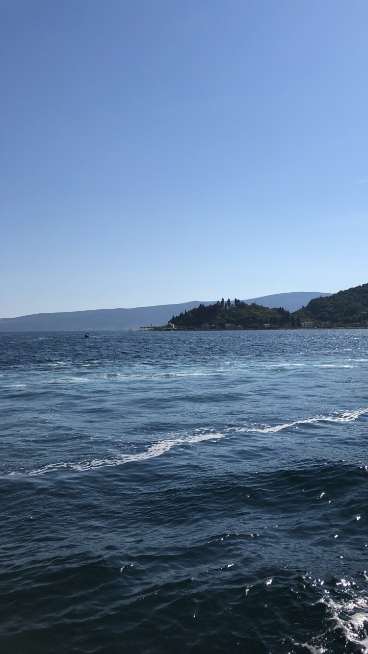 Sea, Beach, Openstreetmap, Tiled Web Map, Body of Water. Wallpaper in 750x1334 Resolution