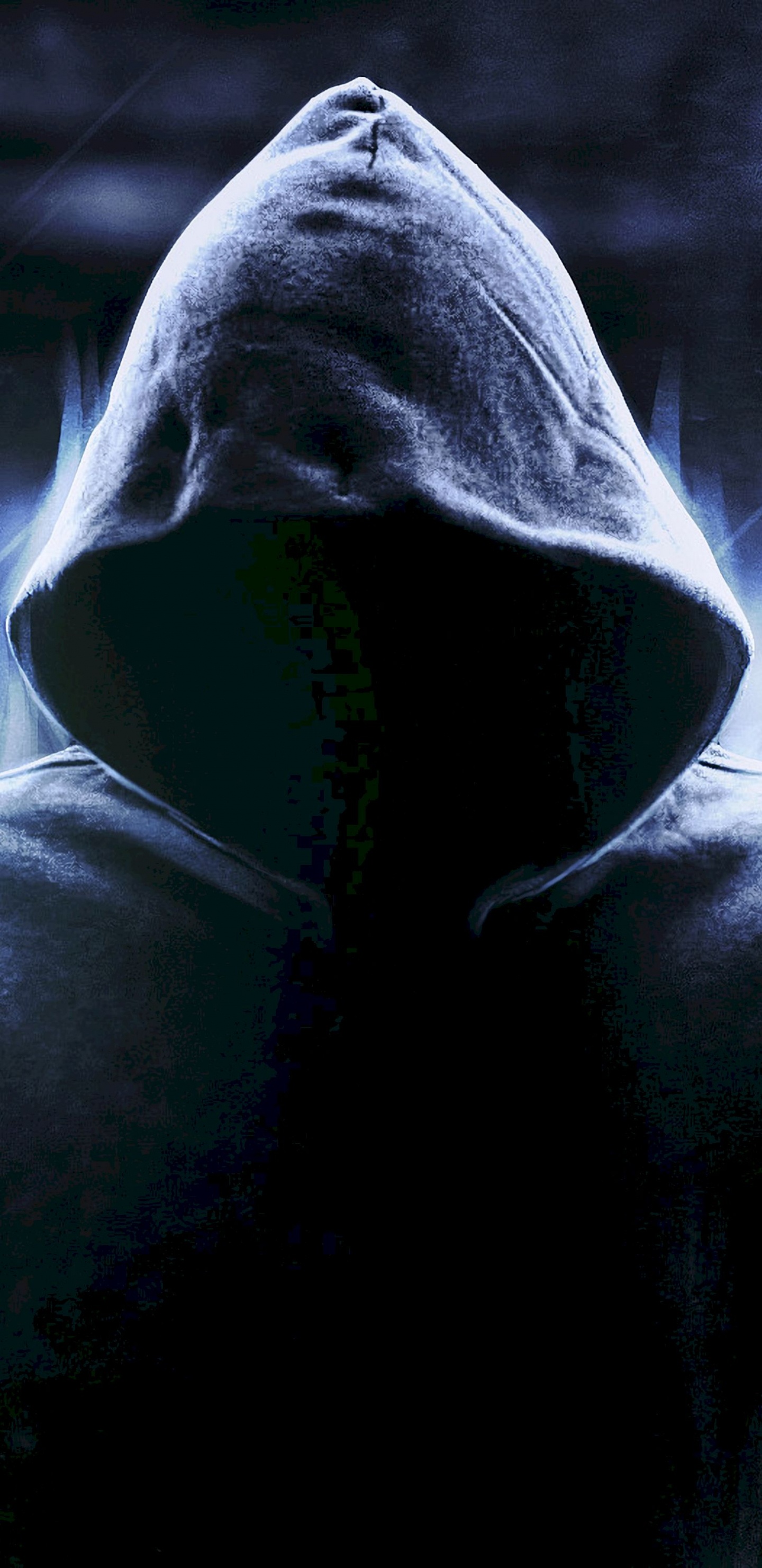 Person in Grauem Hoodie, Die in Graustufenfotografie Steht. Wallpaper in 1440x2960 Resolution