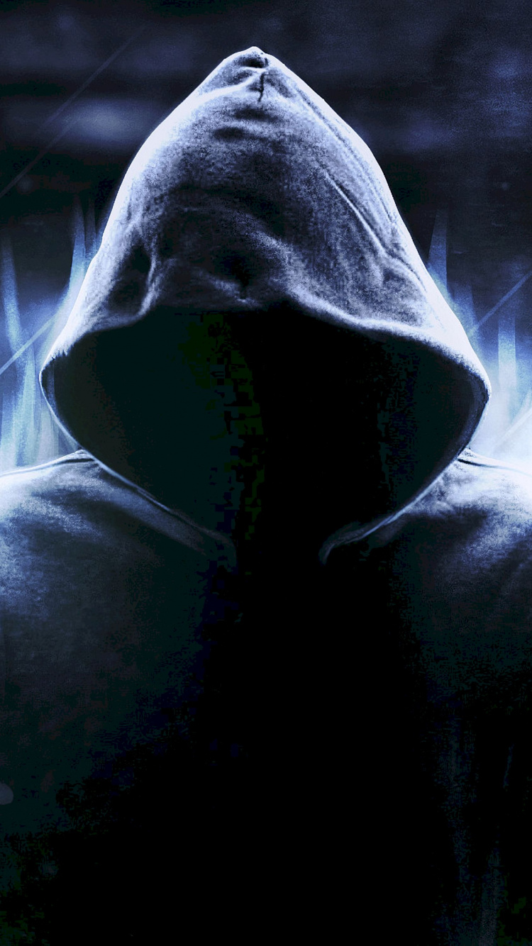 Person in Grauem Hoodie, Die in Graustufenfotografie Steht. Wallpaper in 750x1334 Resolution