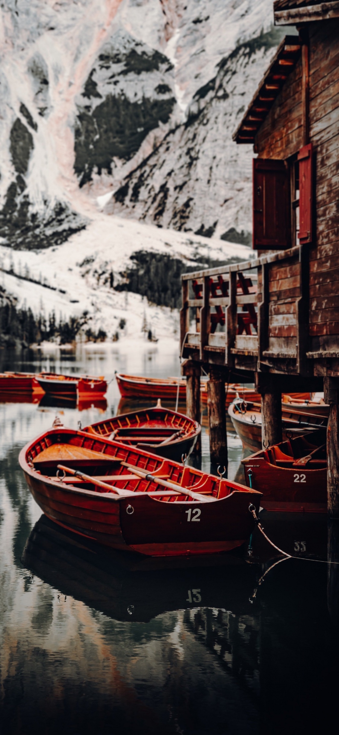 Reflexion, Natur, Saison, Wasser, Boot. Wallpaper in 1125x2436 Resolution