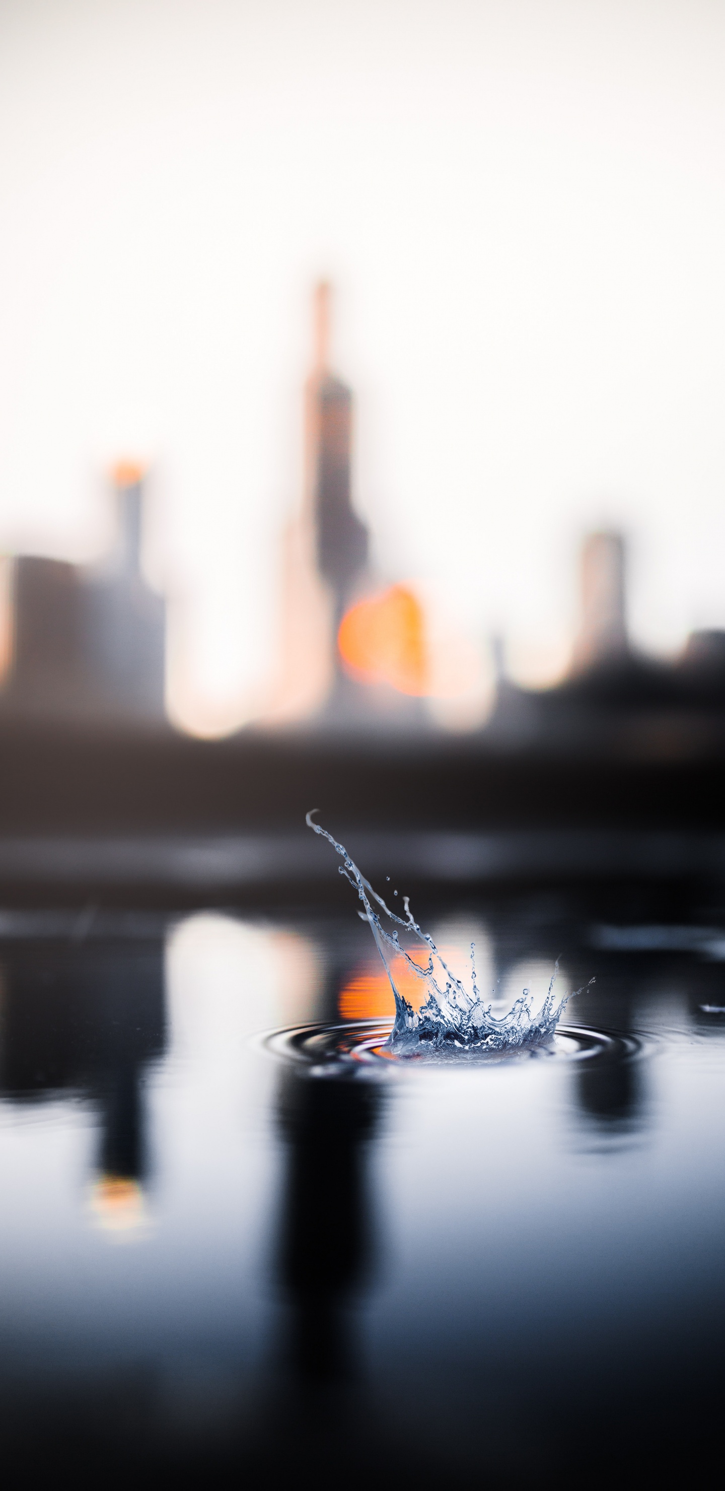 Vidrio, Naranja, Agua, Reflexión, Pesca. Wallpaper in 1440x2960 Resolution