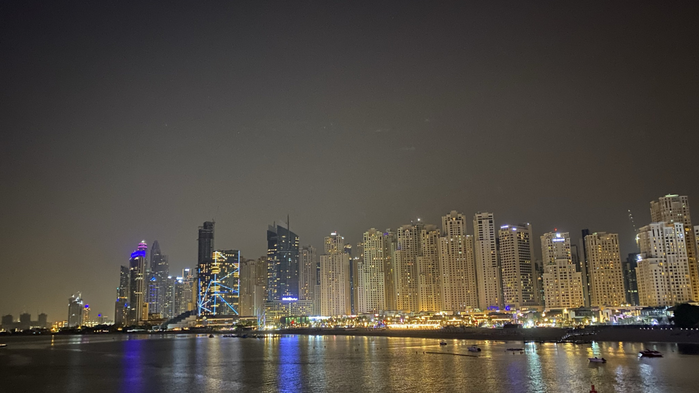 Dubai, Paisaje Urbano, Agua, Torre de Bloques, Urbe. Wallpaper in 1366x768 Resolution