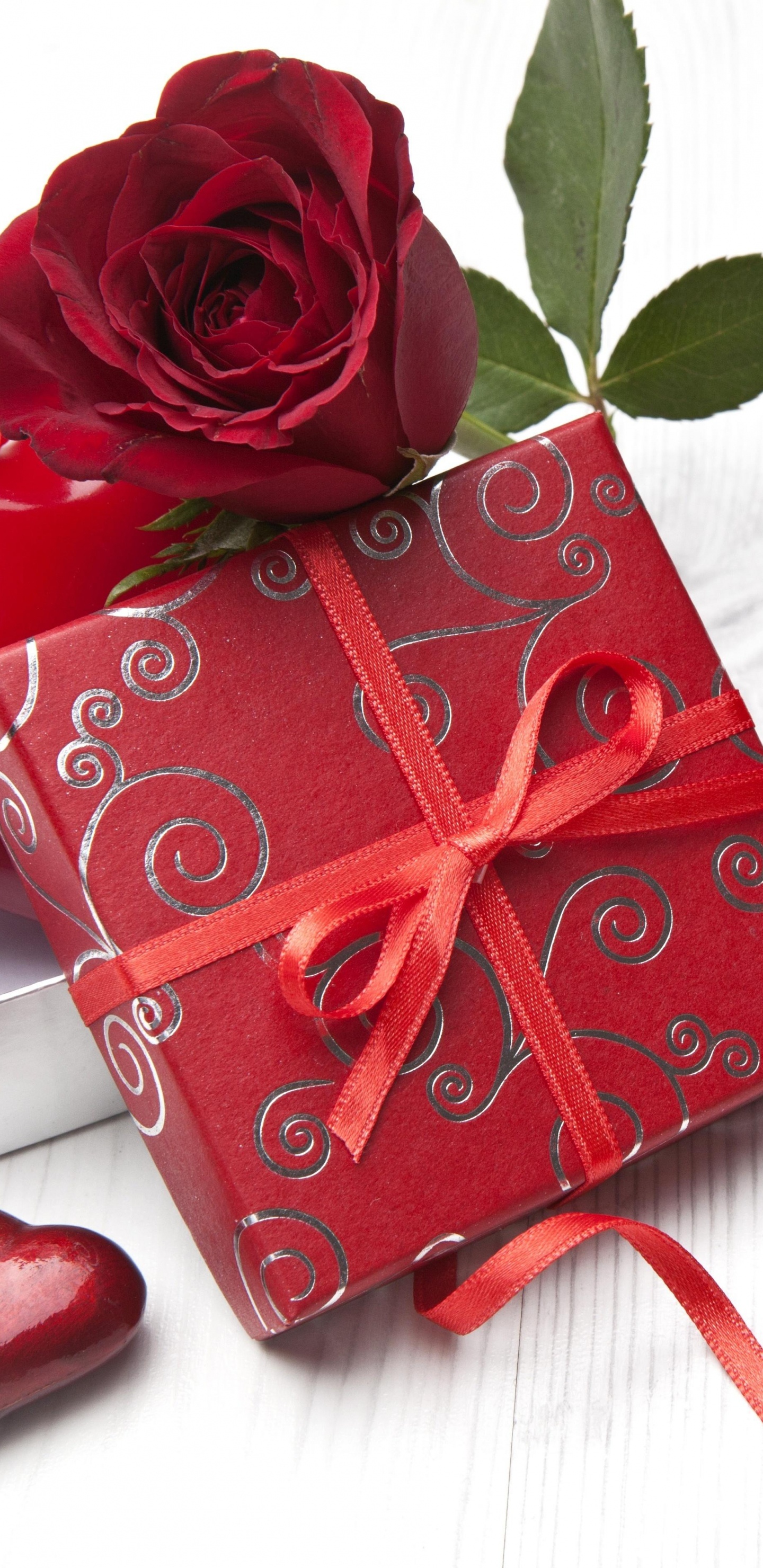 Heart, Rose, Valentines Day, Romance, Red. Wallpaper in 1440x2960 Resolution