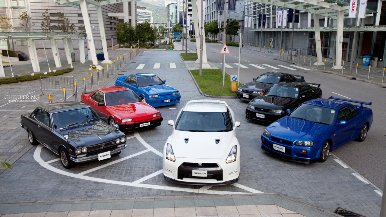 Automóviles Estacionados en el Estacionamiento Durante el Día. Wallpaper in 1280x720 Resolution