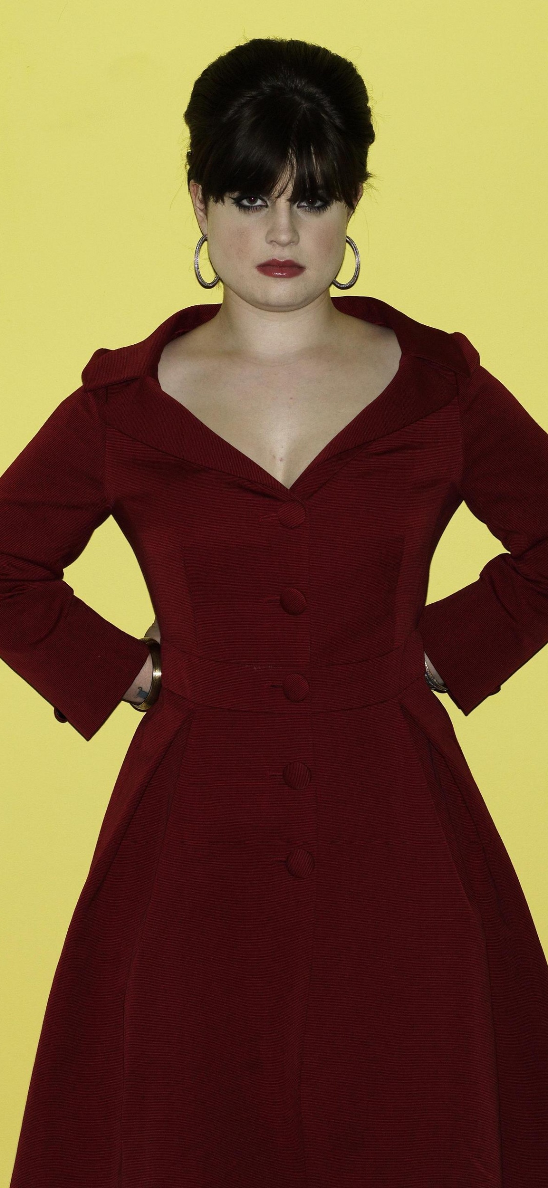 Fashion Model, Fashion, Coat, Outerwear, Dress. Wallpaper in 1125x2436 Resolution