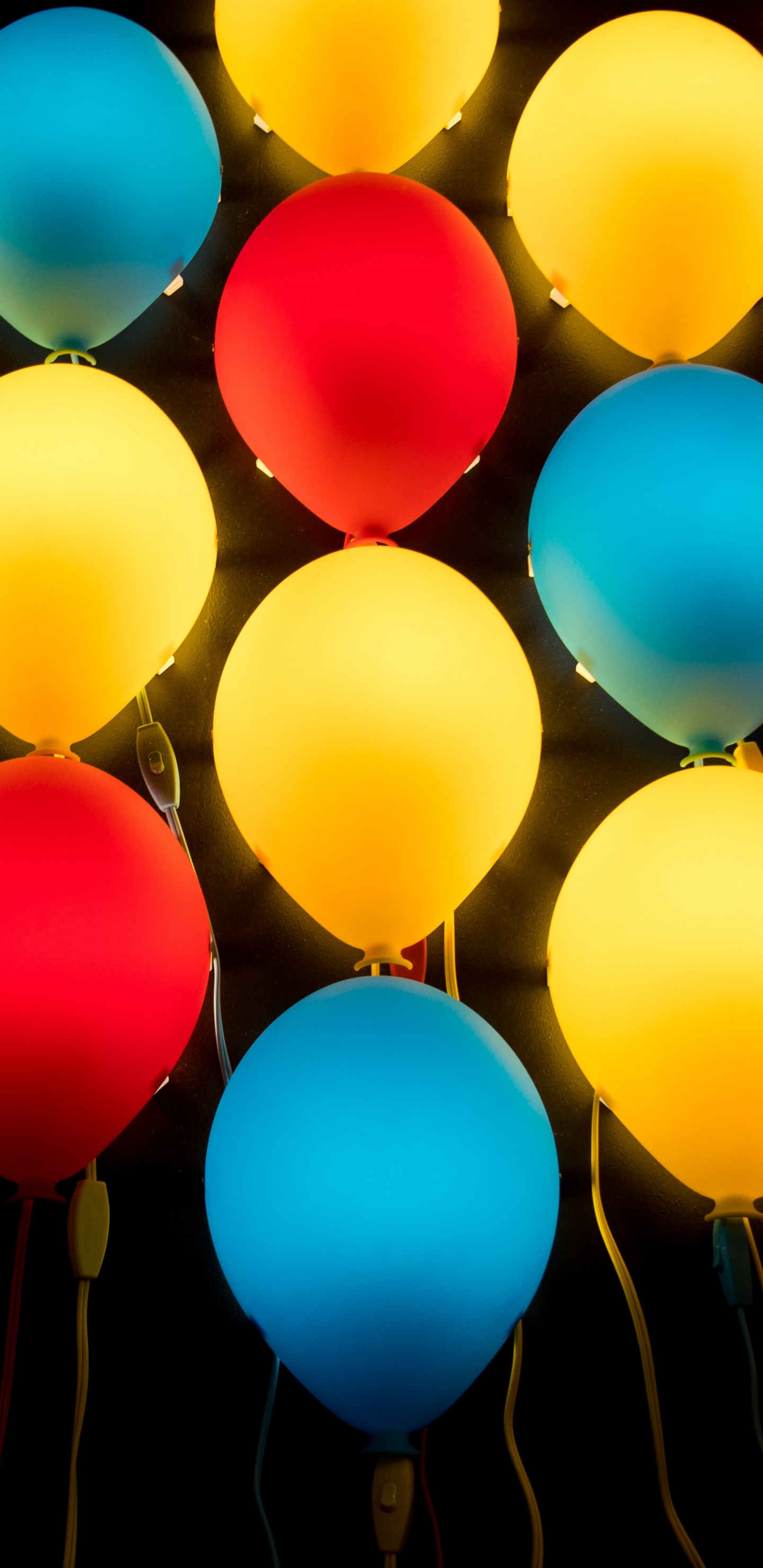 Yellow Blue and Red Balloons. Wallpaper in 1440x2960 Resolution