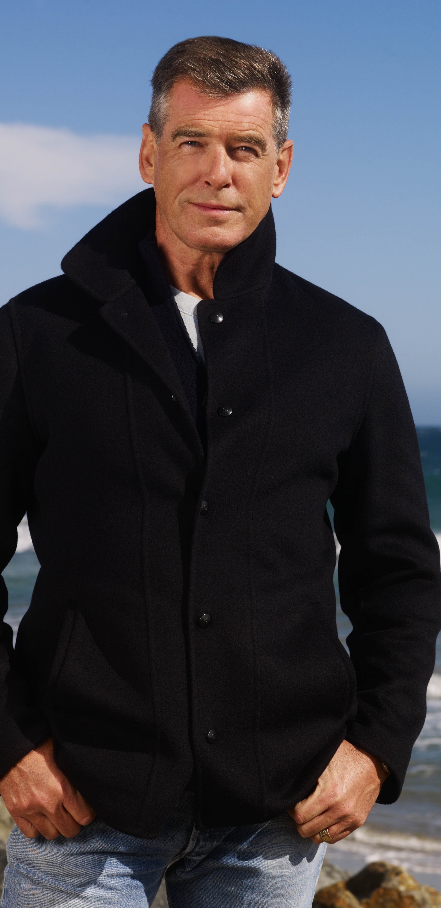 Pierce Brosnan, James Bond, Actor, Outerwear, Ocean. Wallpaper in 1440x2960 Resolution