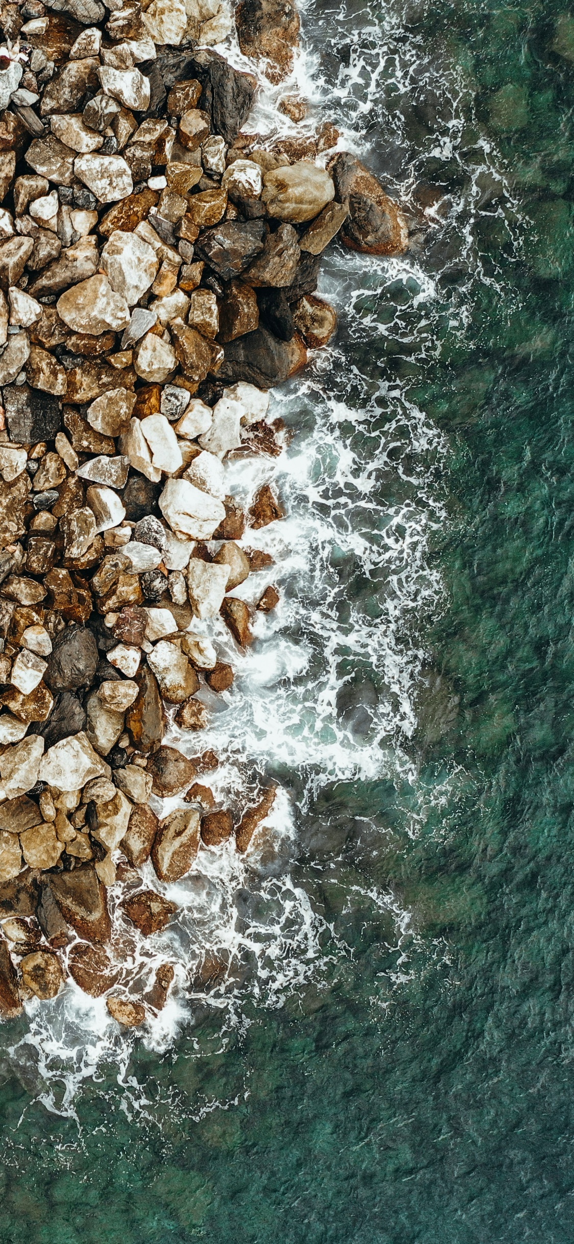 Acantilado, Paisaje Natural, Mar, Los Recursos de Agua, Curso de Agua. Wallpaper in 1125x2436 Resolution