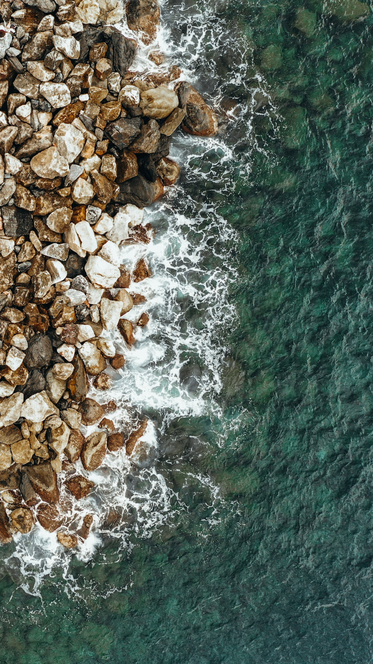 Falaise, Paysage Naturel, Mer, Les Ressources en Eau, Cours D'eau. Wallpaper in 750x1334 Resolution