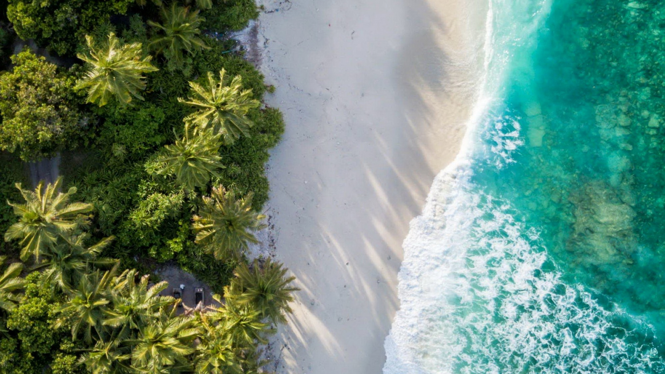 Fuvahmulah, Vuelo, Mar, Naturaleza, Agua. Wallpaper in 1366x768 Resolution