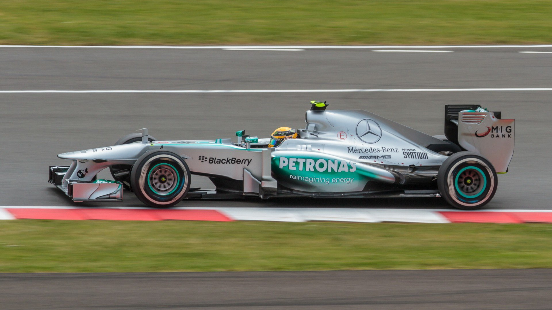 Blue and White Porsche 911 on Track. Wallpaper in 1920x1080 Resolution