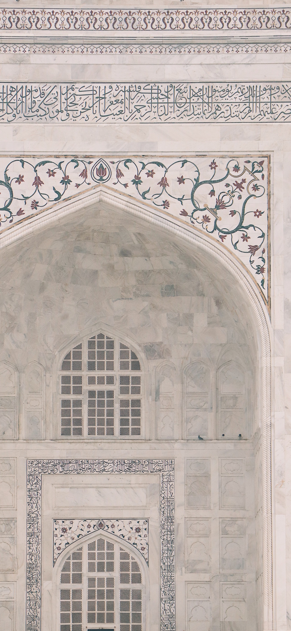 Brown and White Concrete Building. Wallpaper in 1125x2436 Resolution