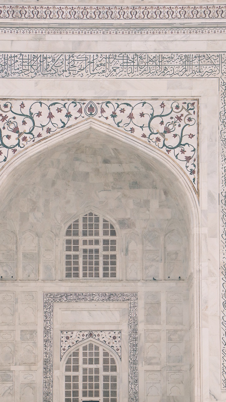 Edificio de Hormigón Marrón y Blanco. Wallpaper in 720x1280 Resolution