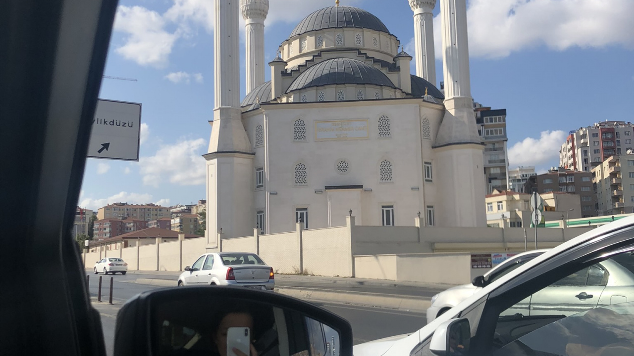 King, Compact Car, Mid Size Car, Family Car, Car Door. Wallpaper in 1280x720 Resolution