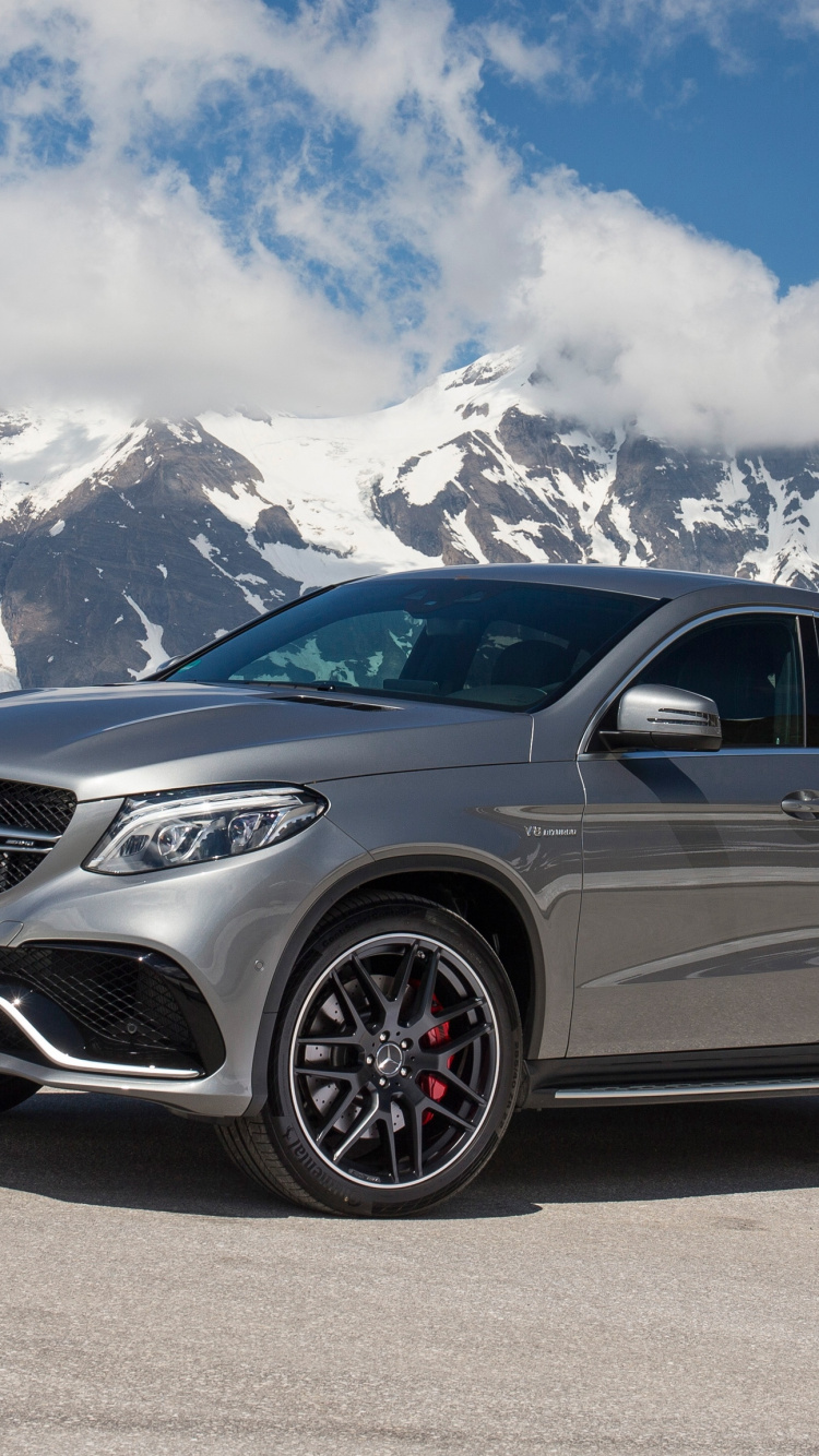 Black Mercedes Benz c Class on Road During Daytime. Wallpaper in 750x1334 Resolution