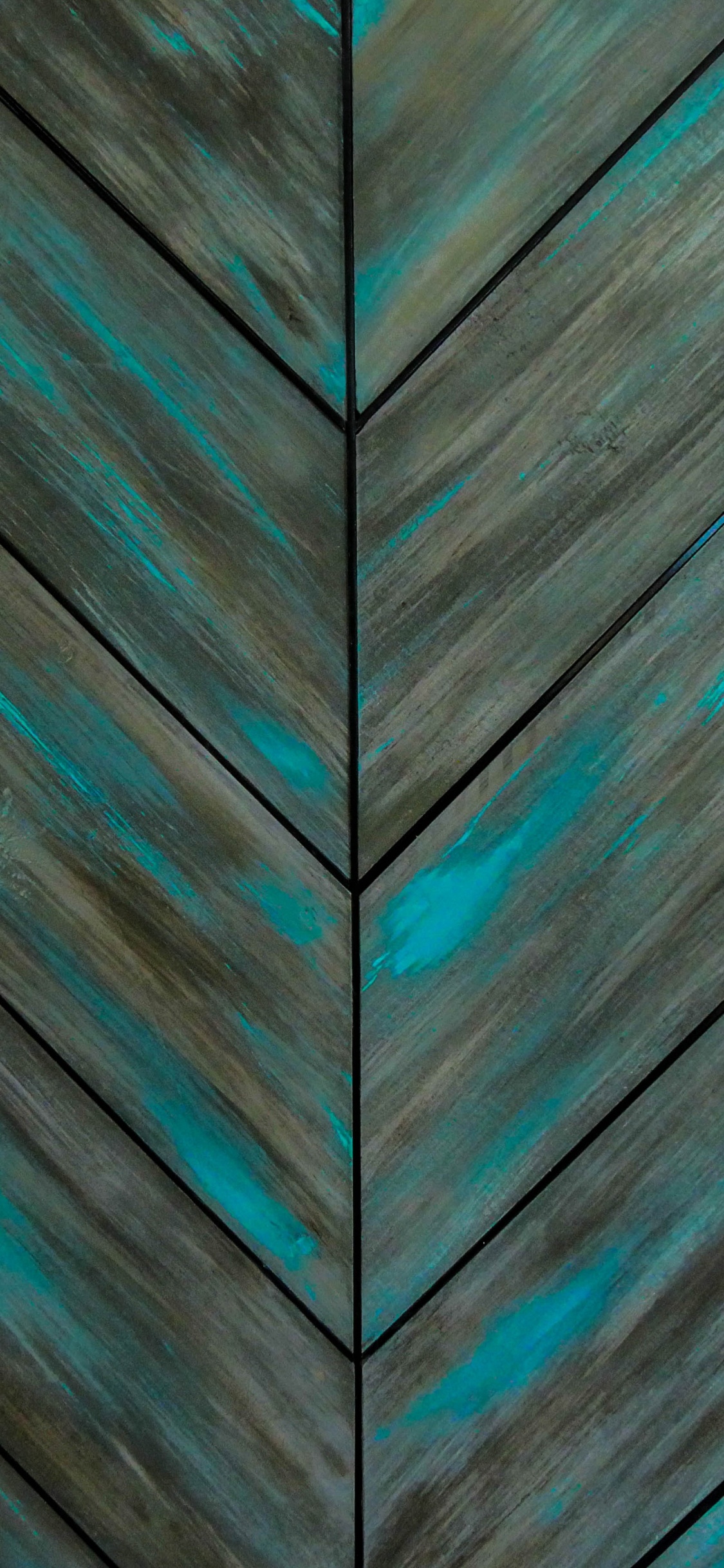 Tablero de Madera Marrón y Azul. Wallpaper in 1125x2436 Resolution