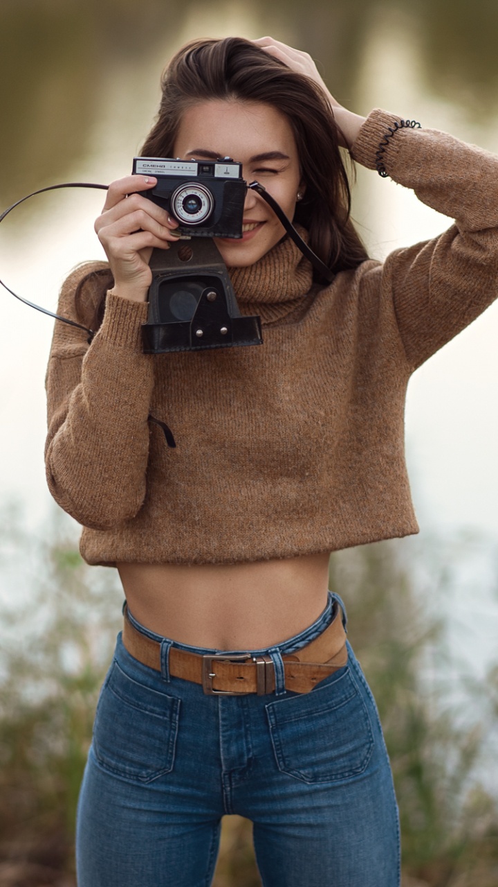 Camara, Gafas, Belleza, Hombro, Cool. Wallpaper in 720x1280 Resolution