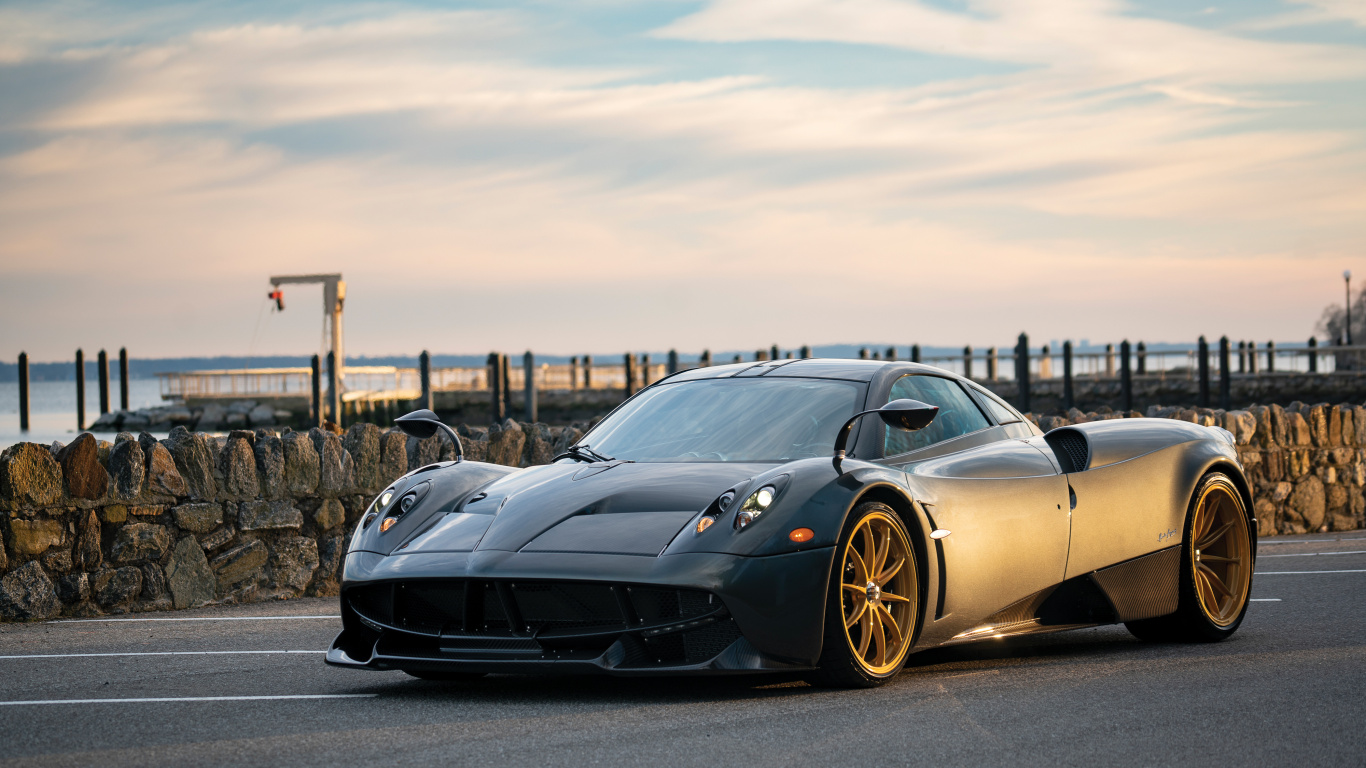 Black Porsche 911 on Road During Daytime. Wallpaper in 1366x768 Resolution
