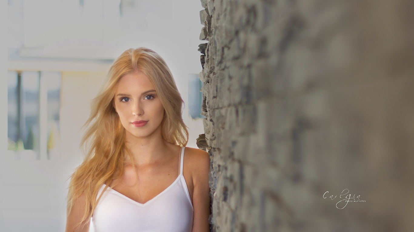 Hair, Blond, Beauty, Model, Long Hair. Wallpaper in 1366x768 Resolution