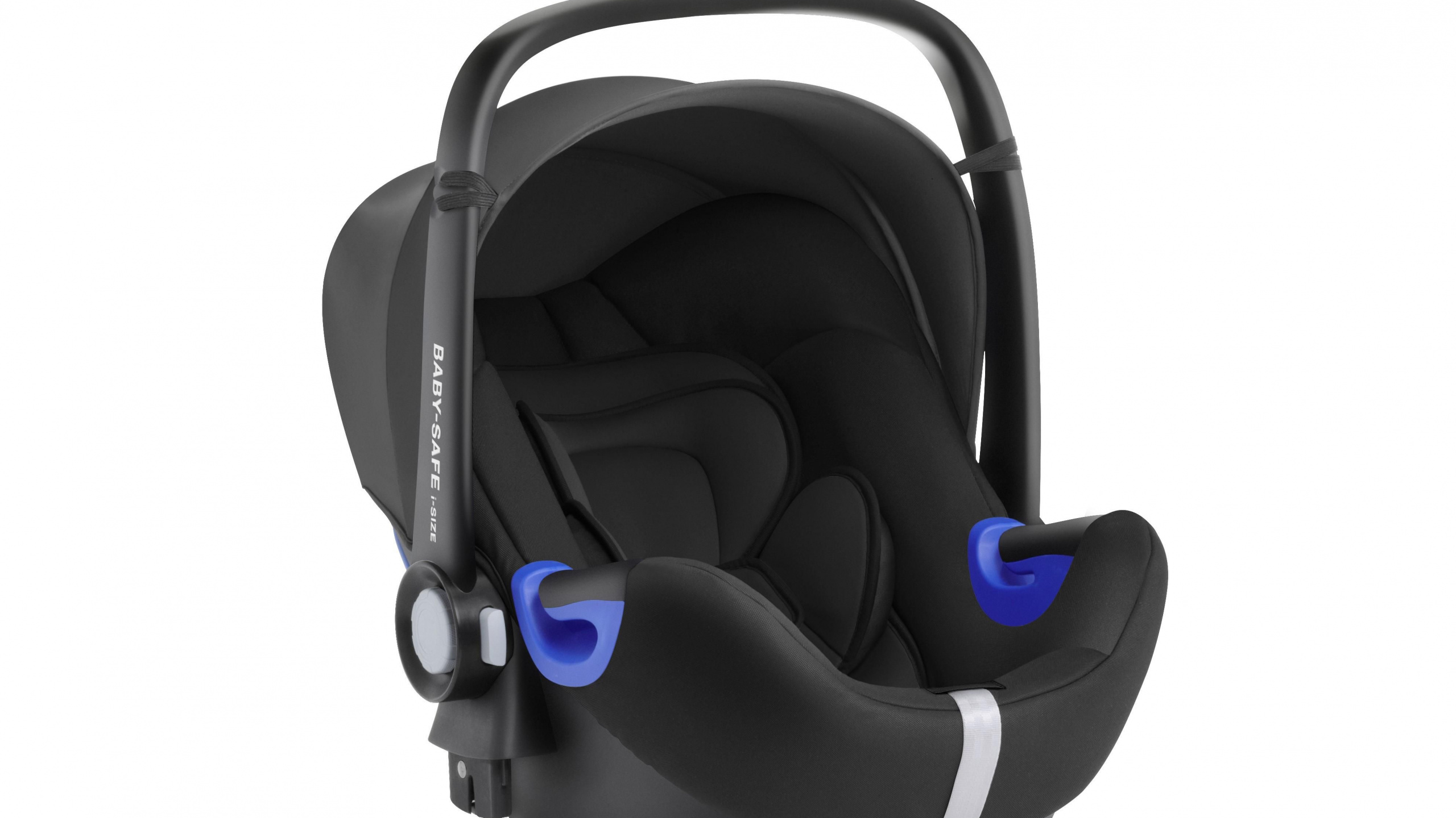 Black and White Car Seat. Wallpaper in 2560x1440 Resolution