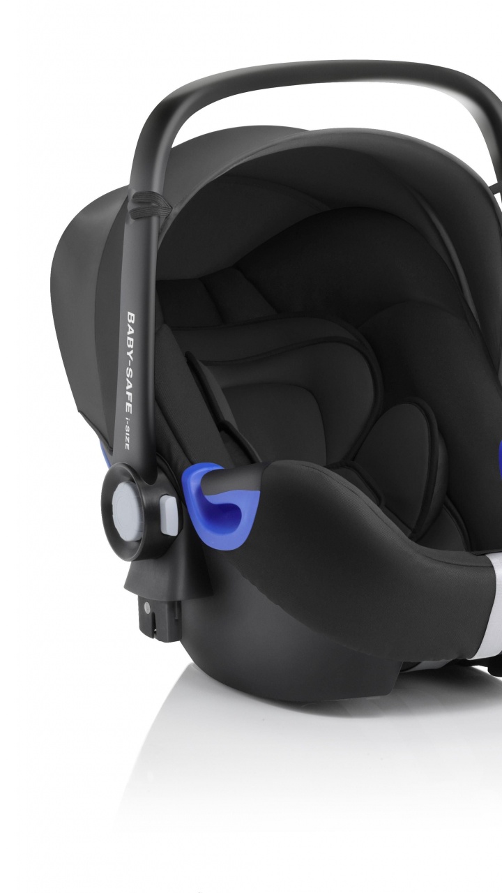 Black and White Car Seat. Wallpaper in 720x1280 Resolution