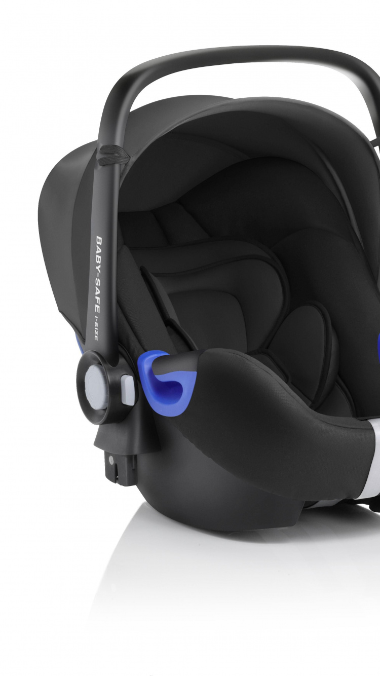 Black and White Car Seat. Wallpaper in 750x1334 Resolution