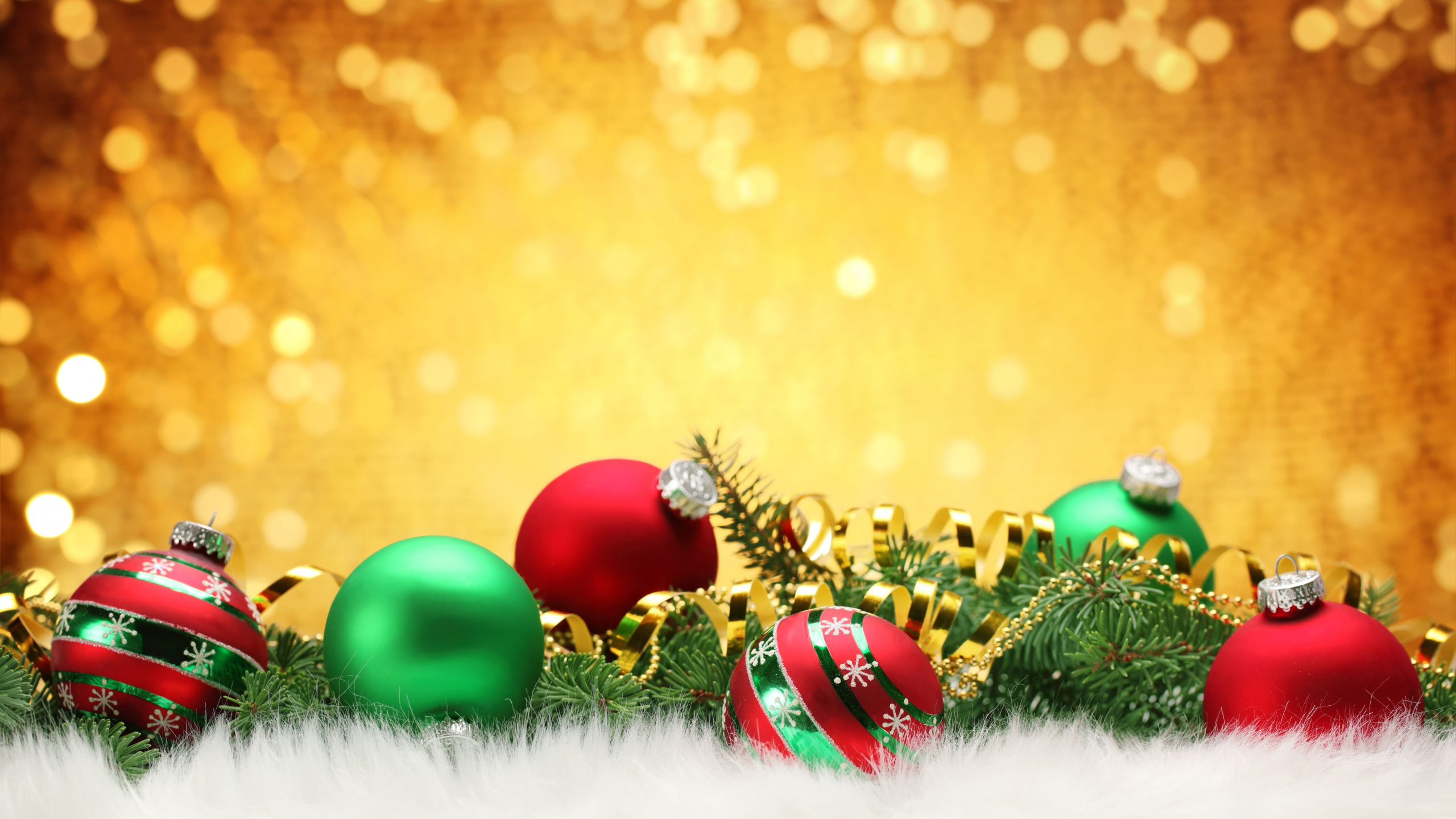 Adorno de Navidad, Decoración de la Navidad, Navidad, Luces de Navidad, Amarillo. Wallpaper in 2560x1440 Resolution