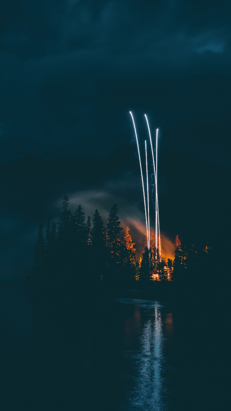 Eau, Blue, Turquoise, Obscurité, Réflexion. Wallpaper in 750x1334 Resolution