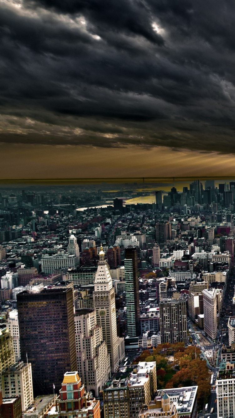 Aerial View of City During Sunset. Wallpaper in 750x1334 Resolution