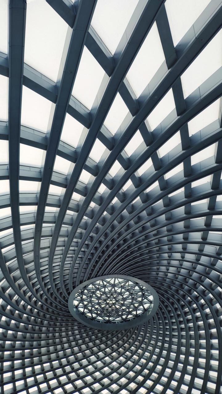 Lámpara de Techo Redonda Plateada Encendida Durante el Día.. Wallpaper in 720x1280 Resolution