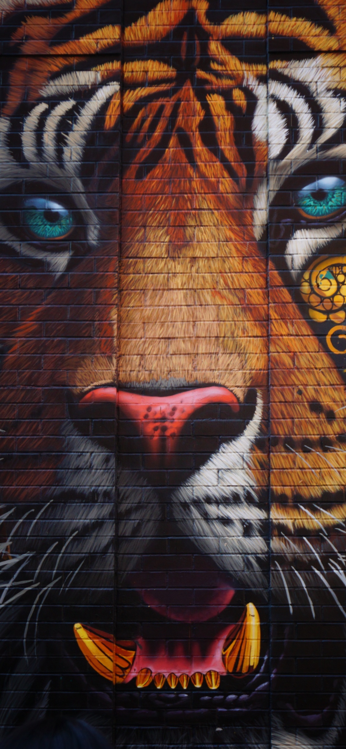 Brown Black and White Tiger Painting. Wallpaper in 1125x2436 Resolution