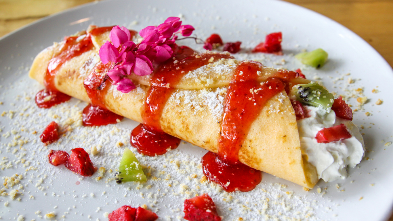 Strawberry, Pancake, Strawberry Pie, Blini, Palatschinke. Wallpaper in 1366x768 Resolution